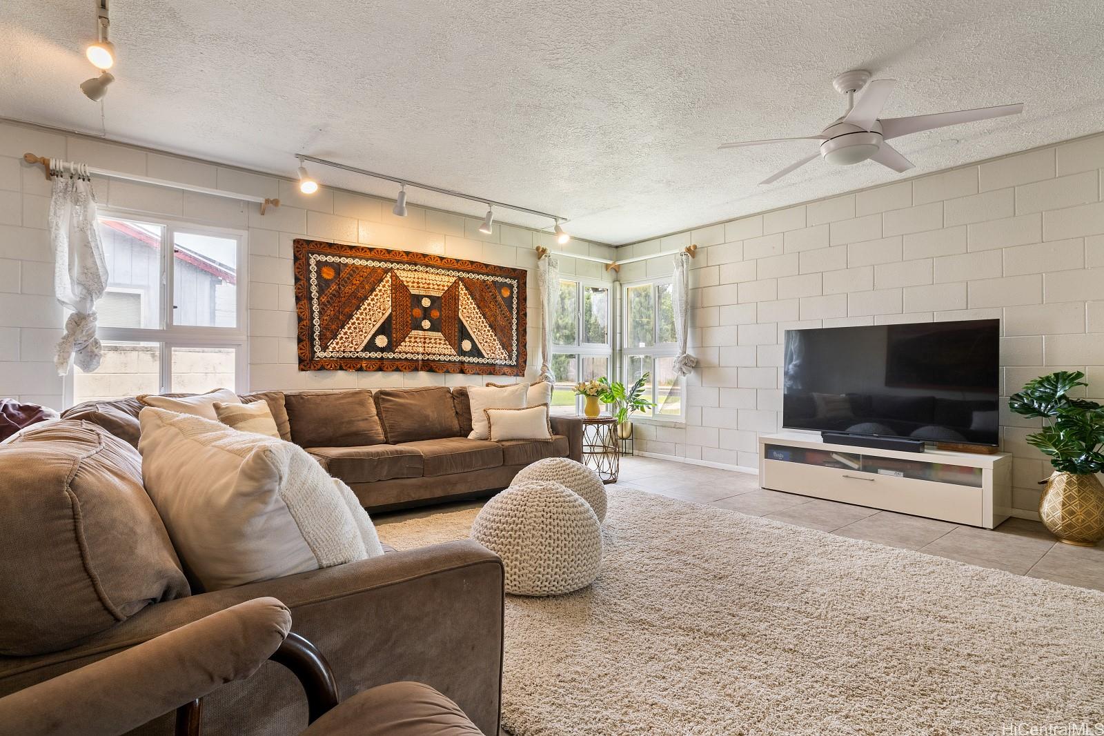 55-439  Naniloa Loop Laie, North Shore home - photo 15 of 21