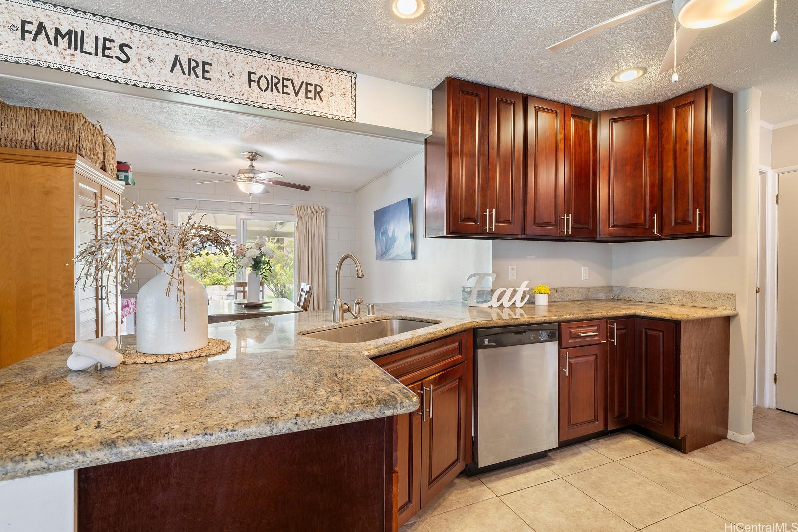 55-439  Naniloa Loop Laie, North Shore home - photo 9 of 21