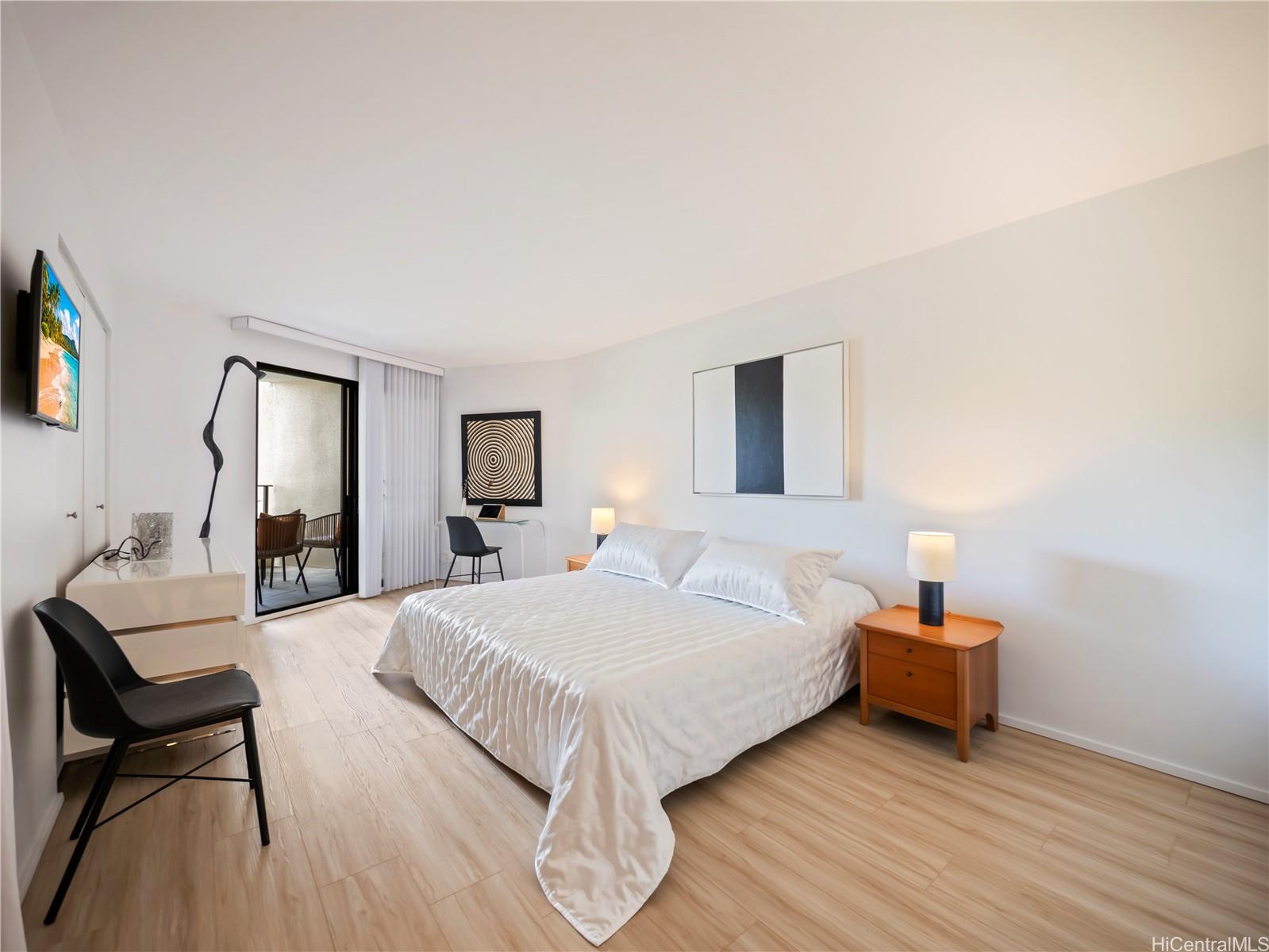 Commodore condo # 12E, Honolulu, Hawaii - photo 15 of 25