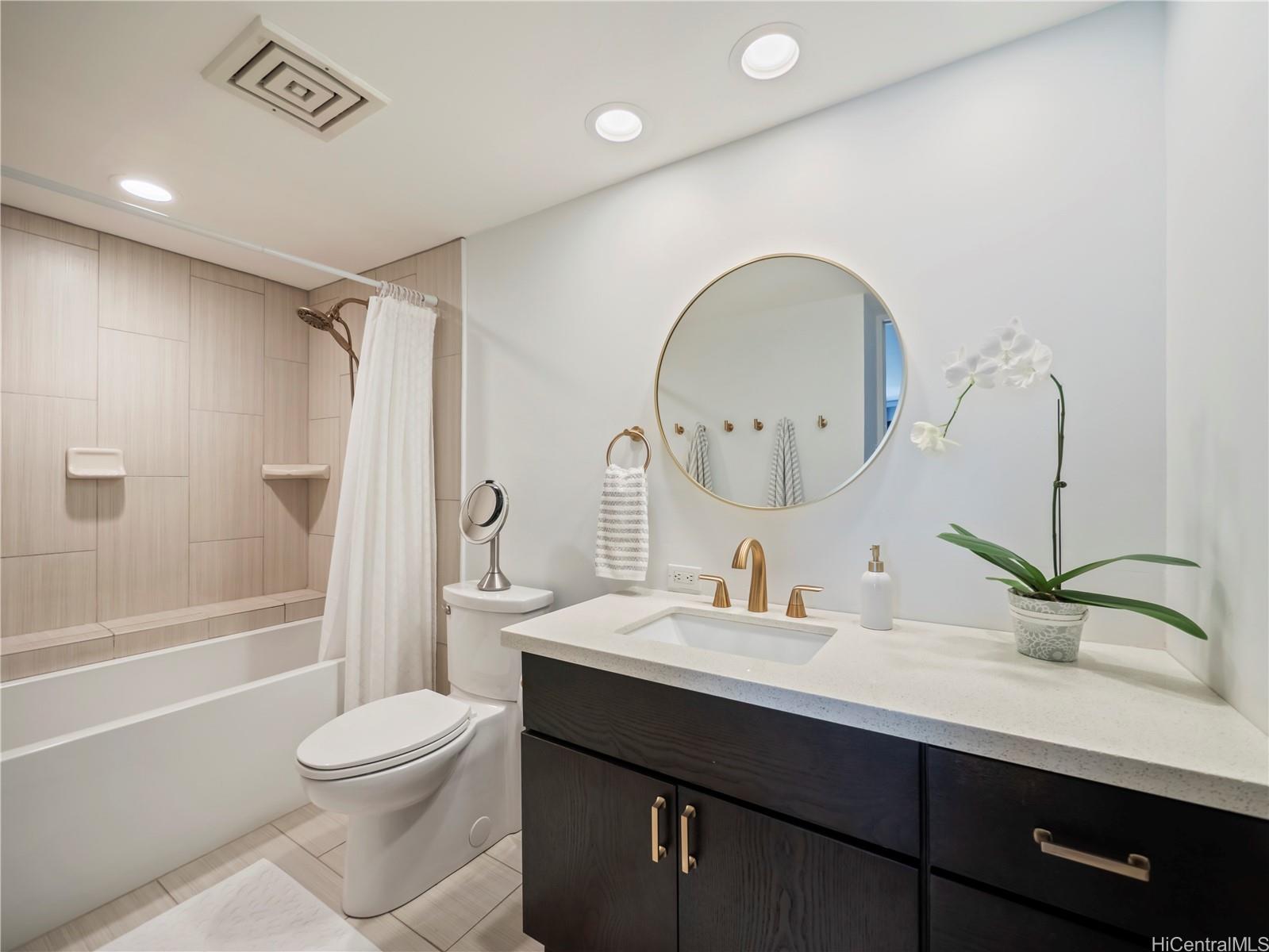 Commodore condo # 12E, Honolulu, Hawaii - photo 17 of 25