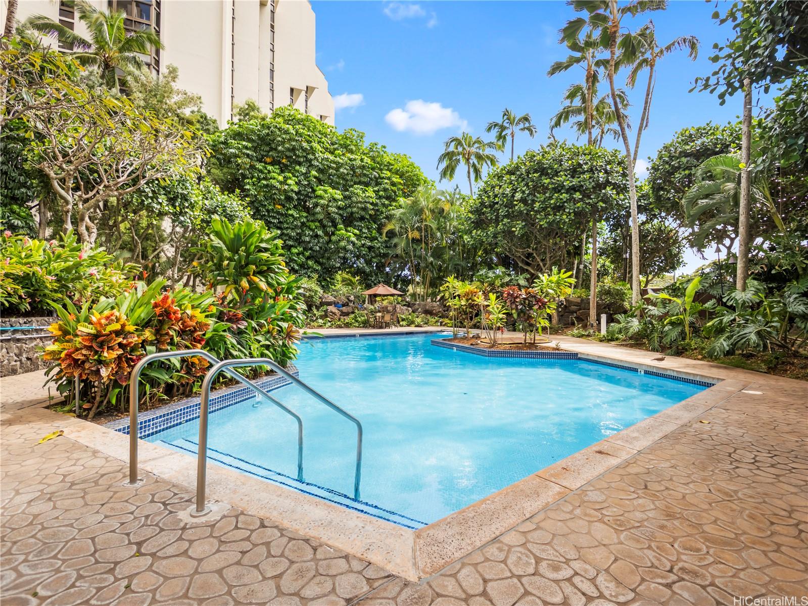 Commodore condo # 12E, Honolulu, Hawaii - photo 20 of 25