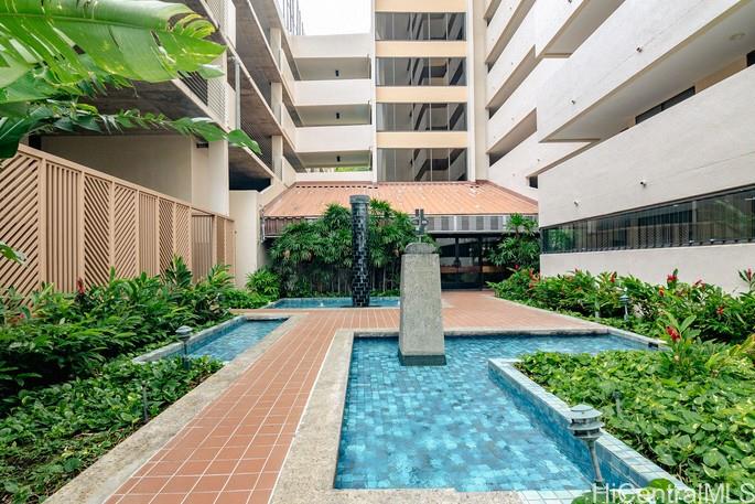 Commodore condo # #14C, Honolulu, Hawaii - photo 23 of 25