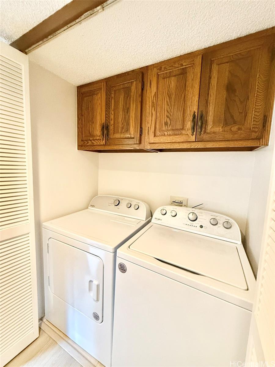 555 Hahaione St Honolulu - Rental - photo 20 of 25