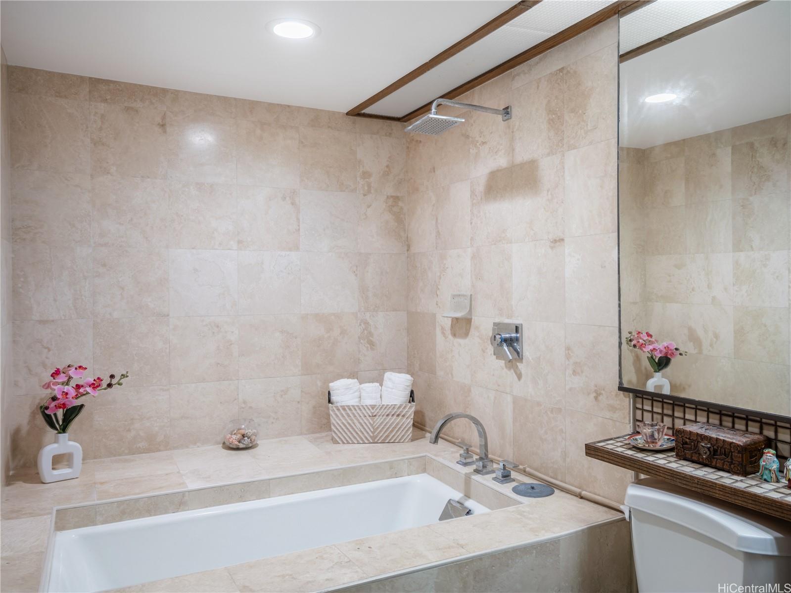 Commodore condo # 5C, Honolulu, Hawaii - photo 12 of 25