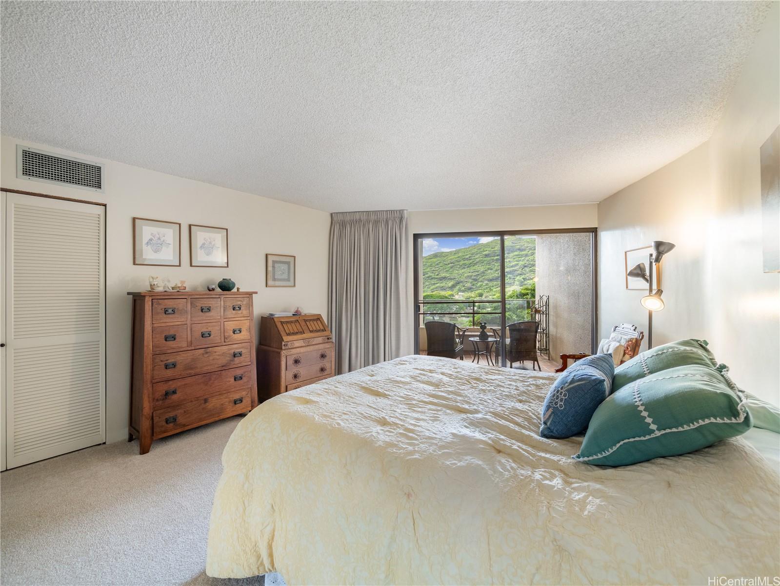 Commodore condo # 5C, Honolulu, Hawaii - photo 10 of 25