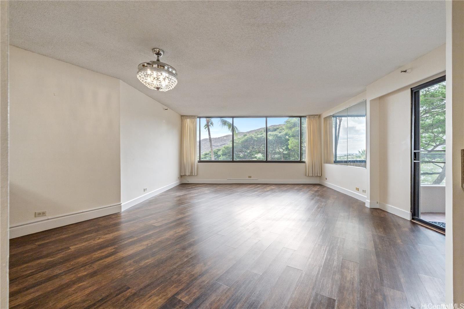 Commodore condo # 5E, Honolulu, Hawaii - photo 2 of 22
