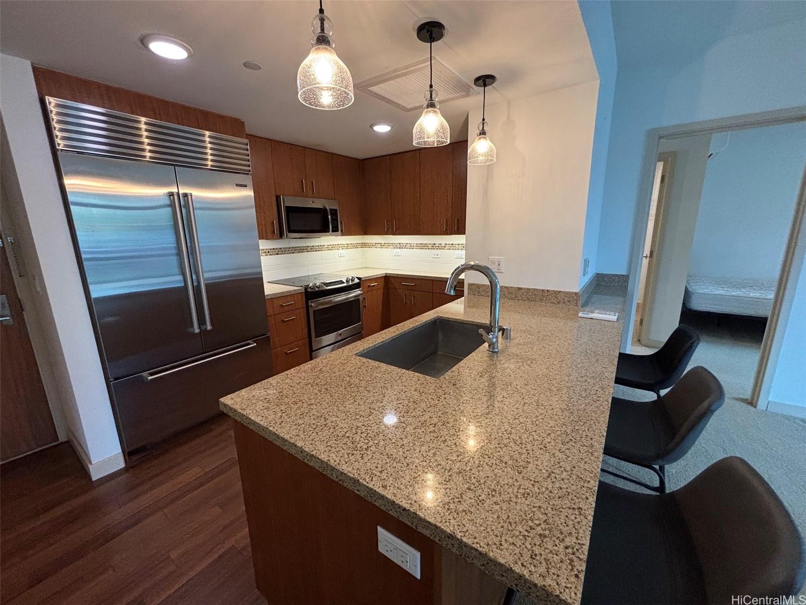 555 South Street Honolulu - Rental - photo 9 of 20