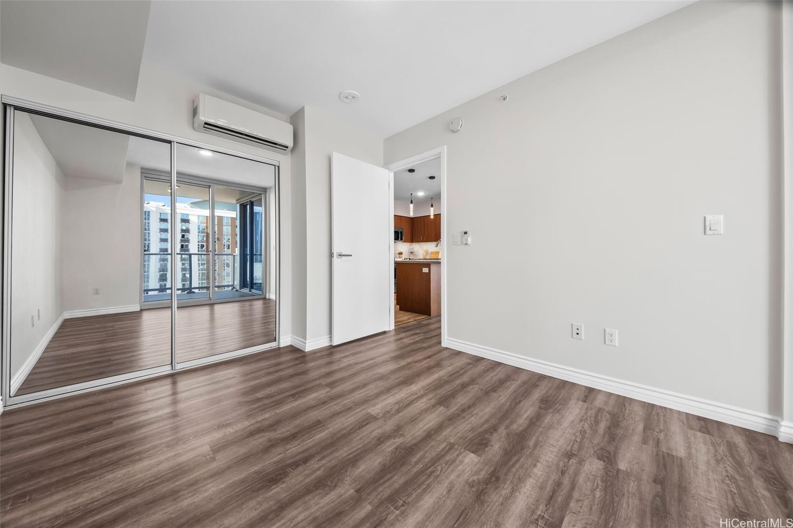 Keauhou Place condo # 1401, Honolulu, Hawaii - photo 11 of 25