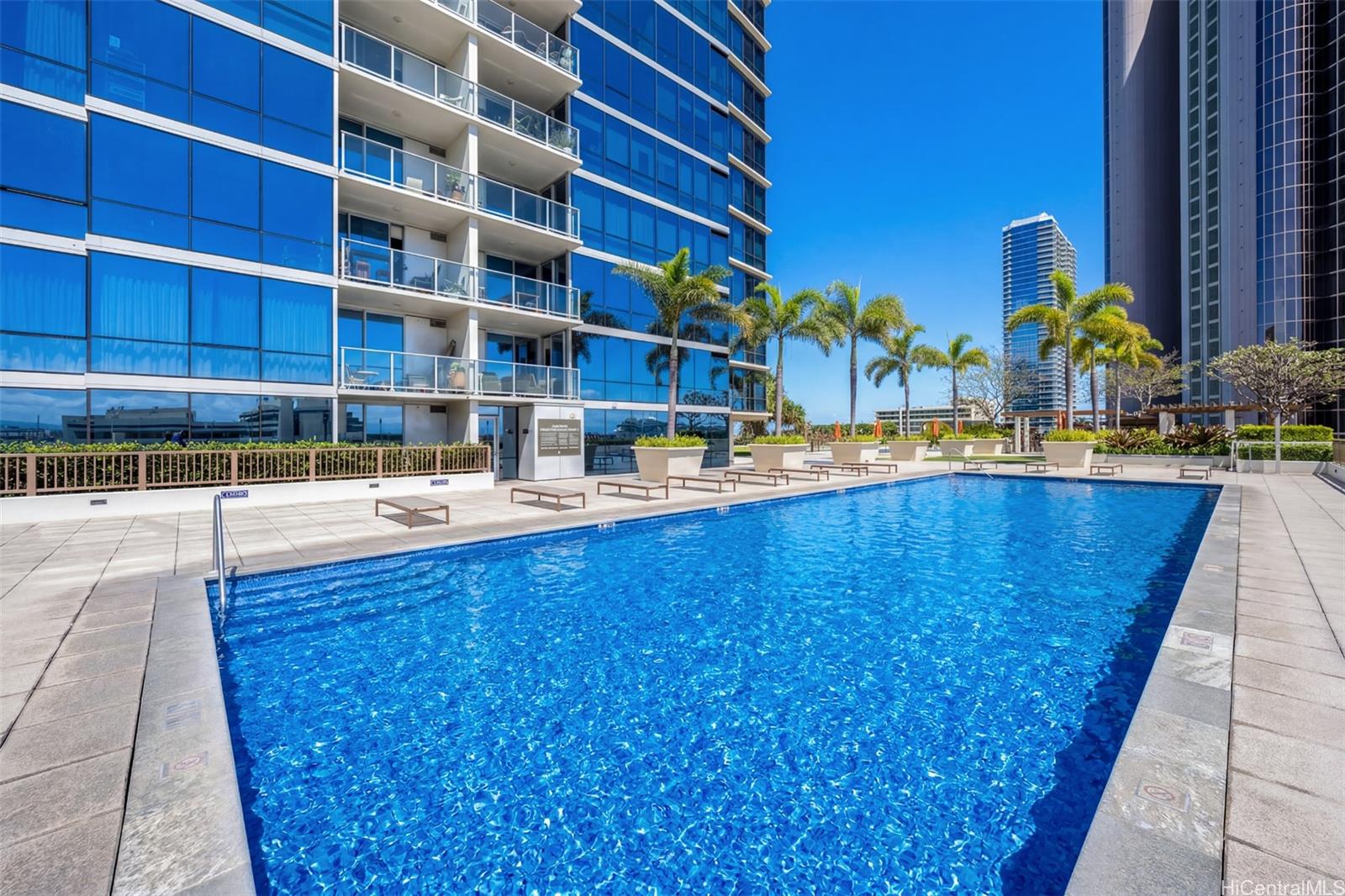 Keauhou Place condo # 1811, Honolulu, Hawaii - photo 14 of 20