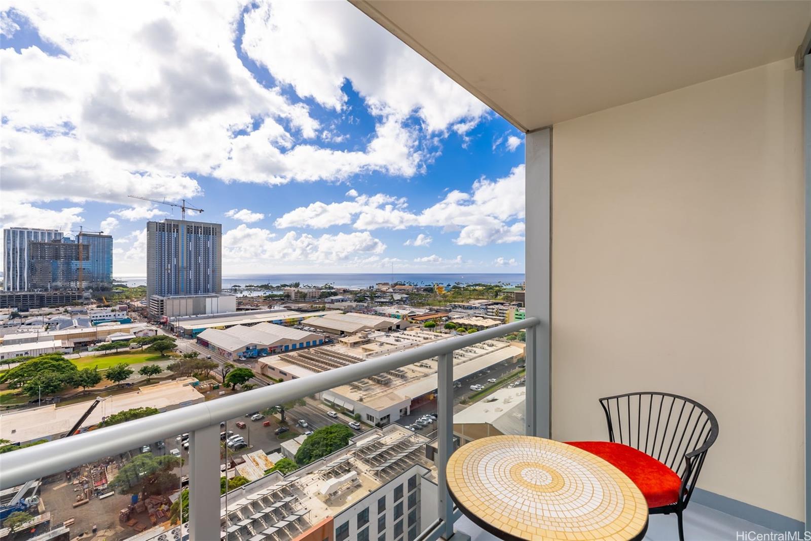 Keauhou Place condo # 1904, Honolulu, Hawaii - photo 14 of 23