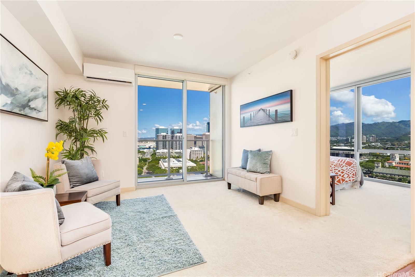 Keauhou Place condo # 2211, Honolulu, Hawaii - photo 3 of 25