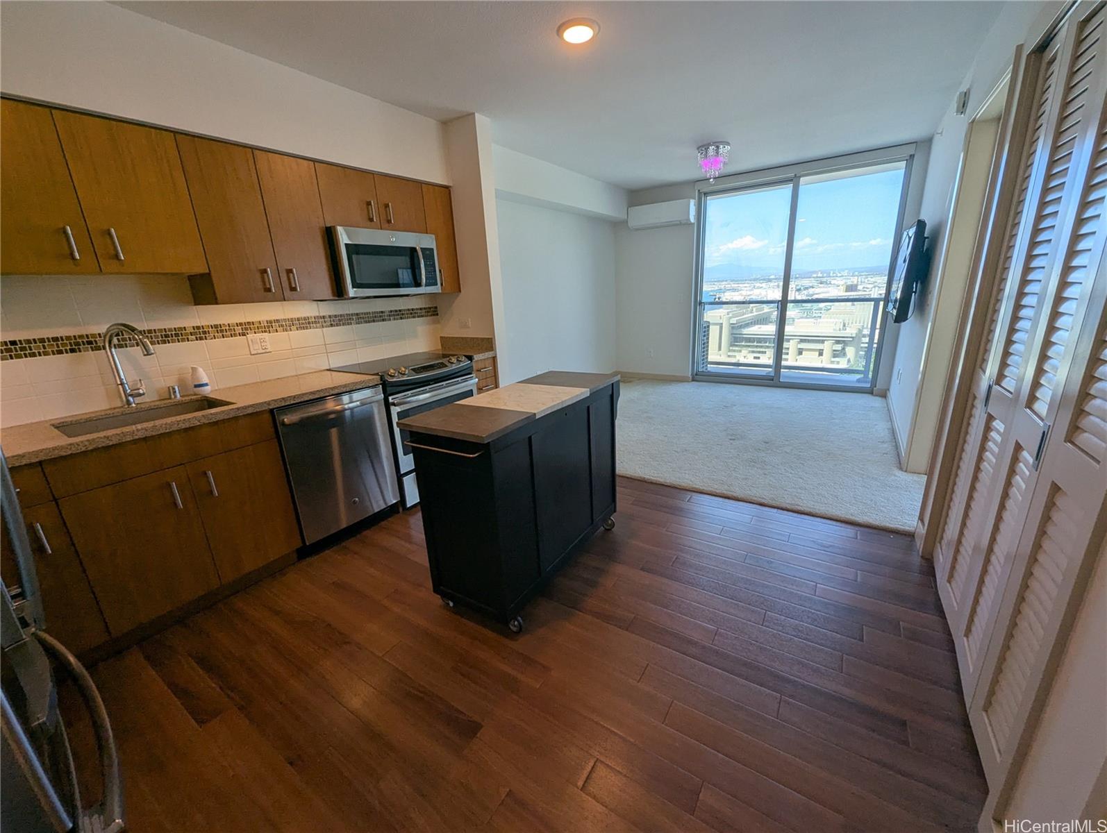 Keauhou Place condo # 2411, Honolulu, Hawaii - photo 2 of 24