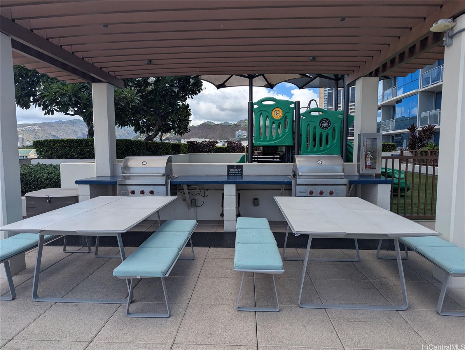 Keauhou Place condo # 2411, Honolulu, Hawaii - photo 15 of 21