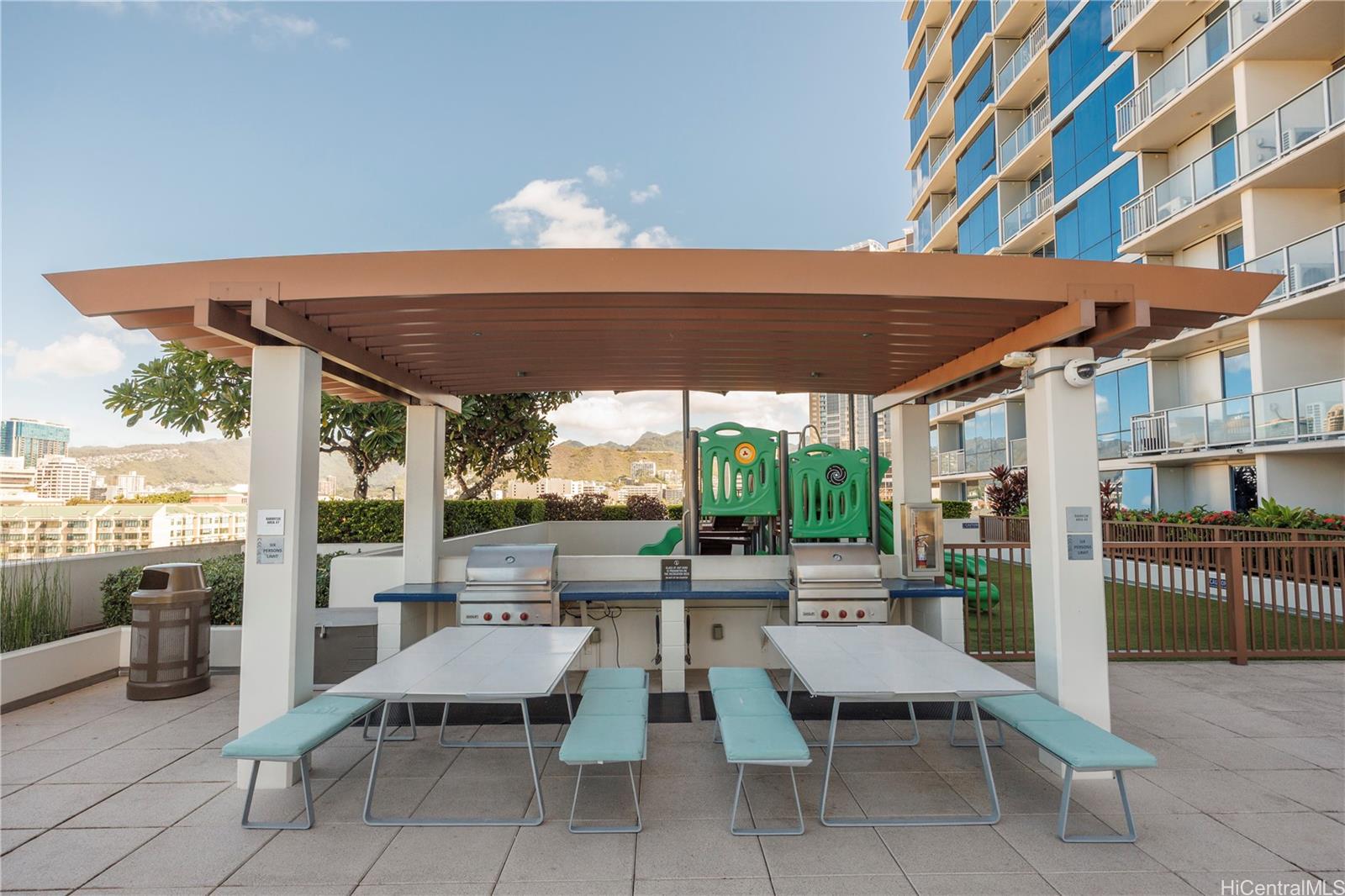 Keauhou Place condo # 2411, Honolulu, Hawaii - photo 18 of 24