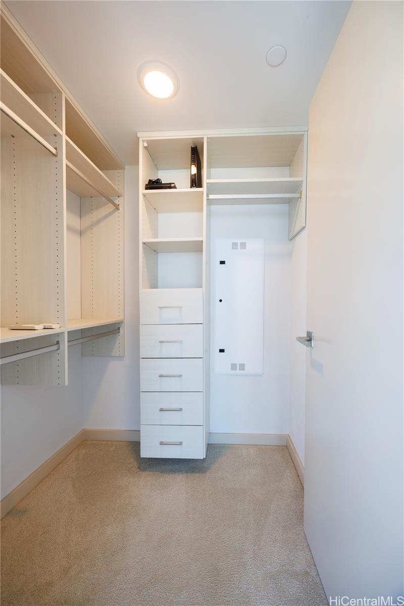 Keauhou Place condo # 2411, Honolulu, Hawaii - photo 8 of 24