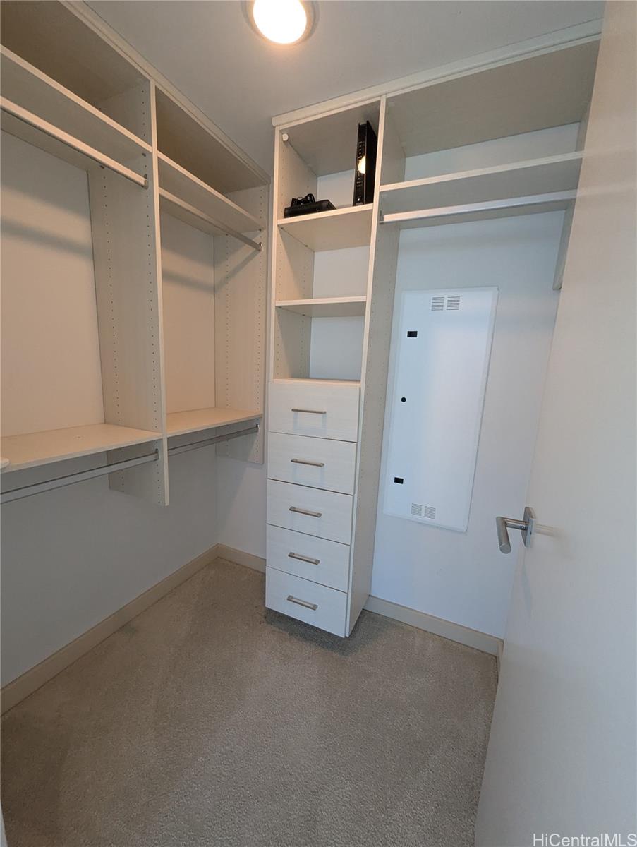 Keauhou Place condo # 2411, Honolulu, Hawaii - photo 9 of 21