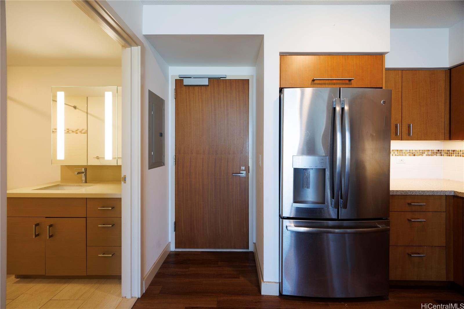 Keauhou Place condo # 2411, Honolulu, Hawaii - photo 10 of 24