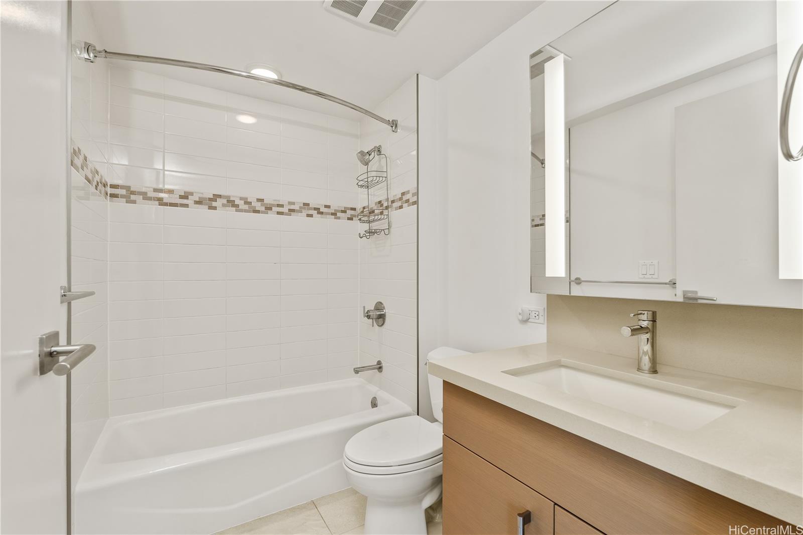 Keauhou Place condo # 2905, Honolulu, Hawaii - photo 16 of 22