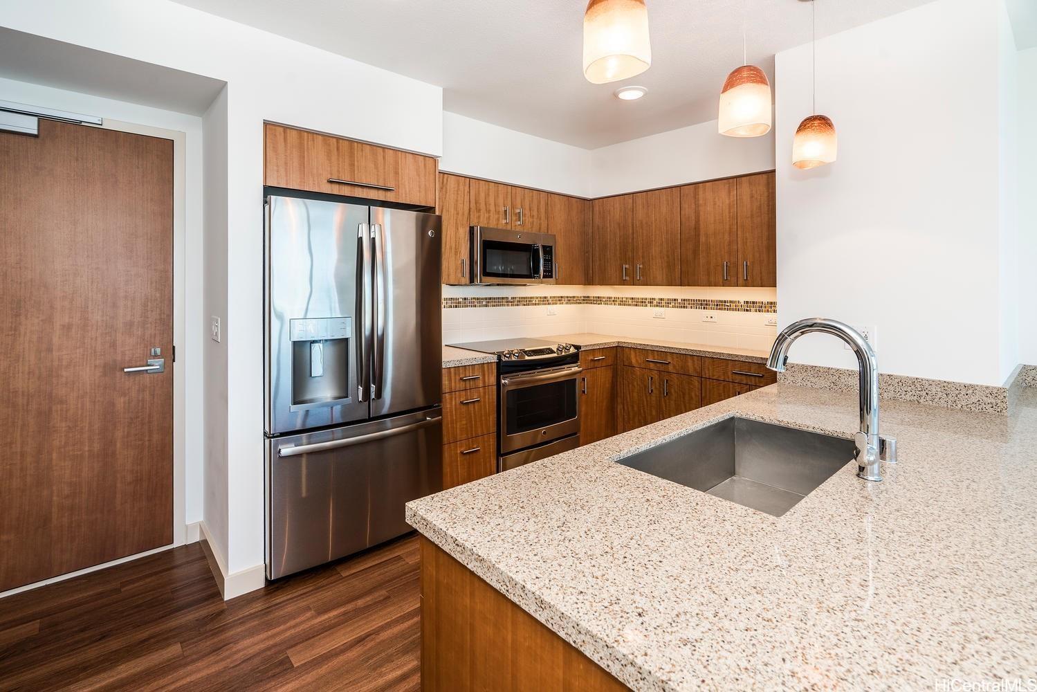 555 South Street Honolulu - Rental - photo 5 of 15