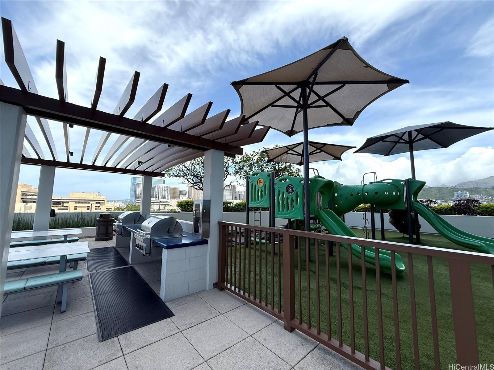 Keauhou Place condo # 3008, Honolulu, Hawaii - photo 16 of 20