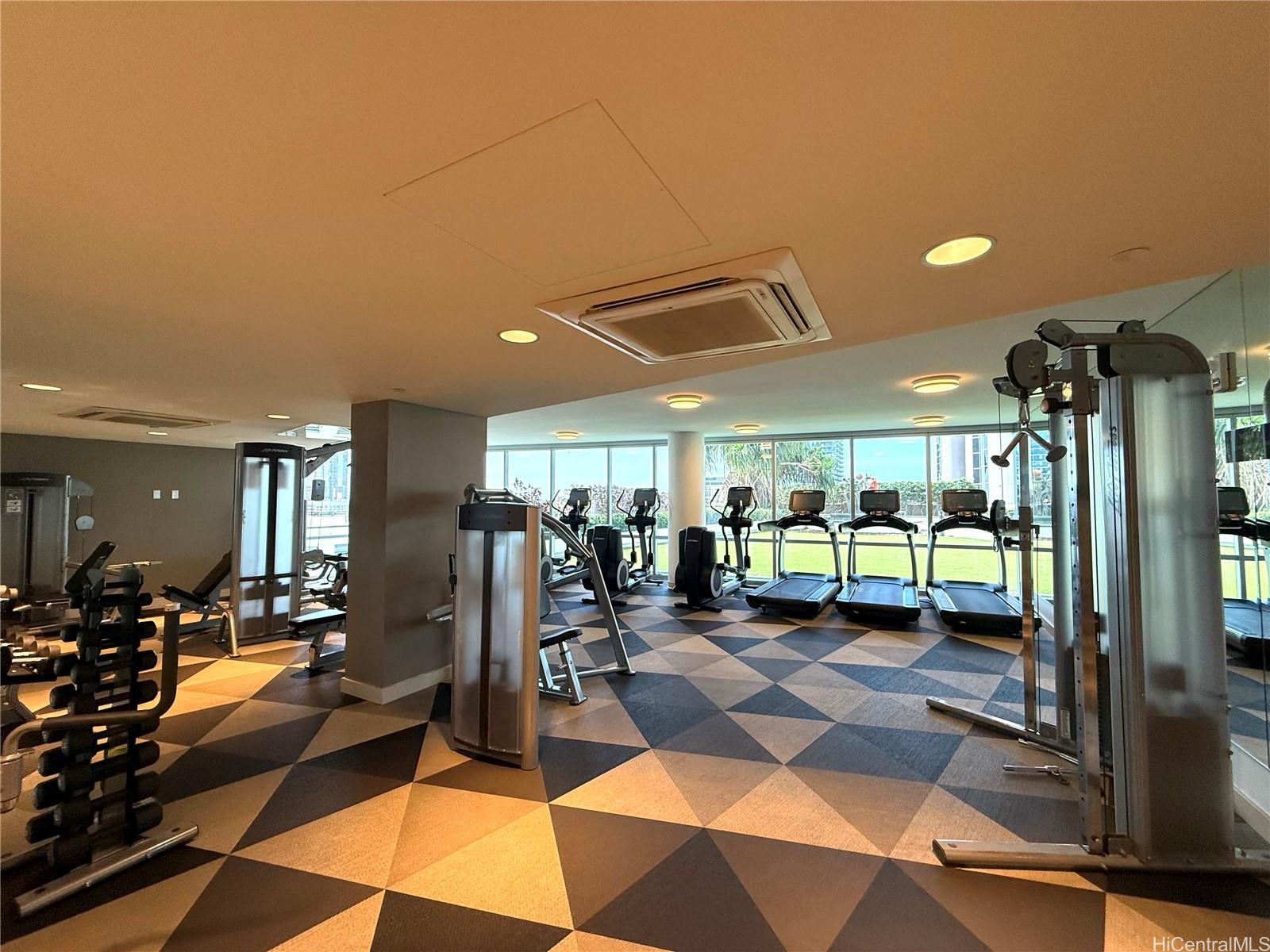 Keauhou Place condo # 3008, Honolulu, Hawaii - photo 17 of 20