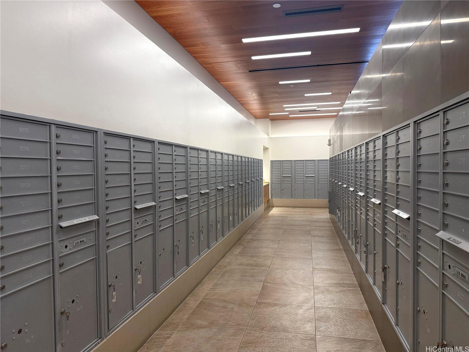 Keauhou Place condo # 3008, Honolulu, Hawaii - photo 19 of 20