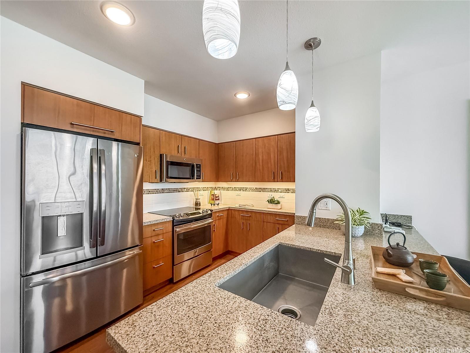 Keauhou Place condo # 3008, Honolulu, Hawaii - photo 3 of 20