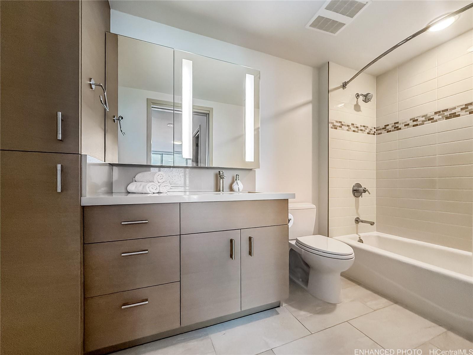 Keauhou Place condo # 3008, Honolulu, Hawaii - photo 8 of 20