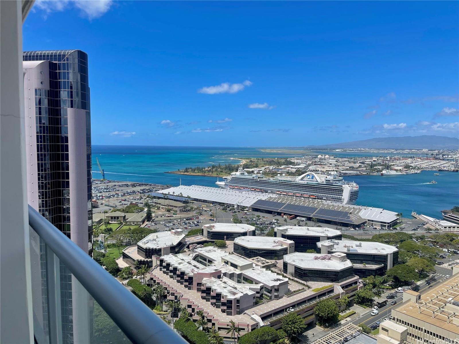 Keauhou Place condo # 3409, Honolulu, Hawaii - photo 15 of 23