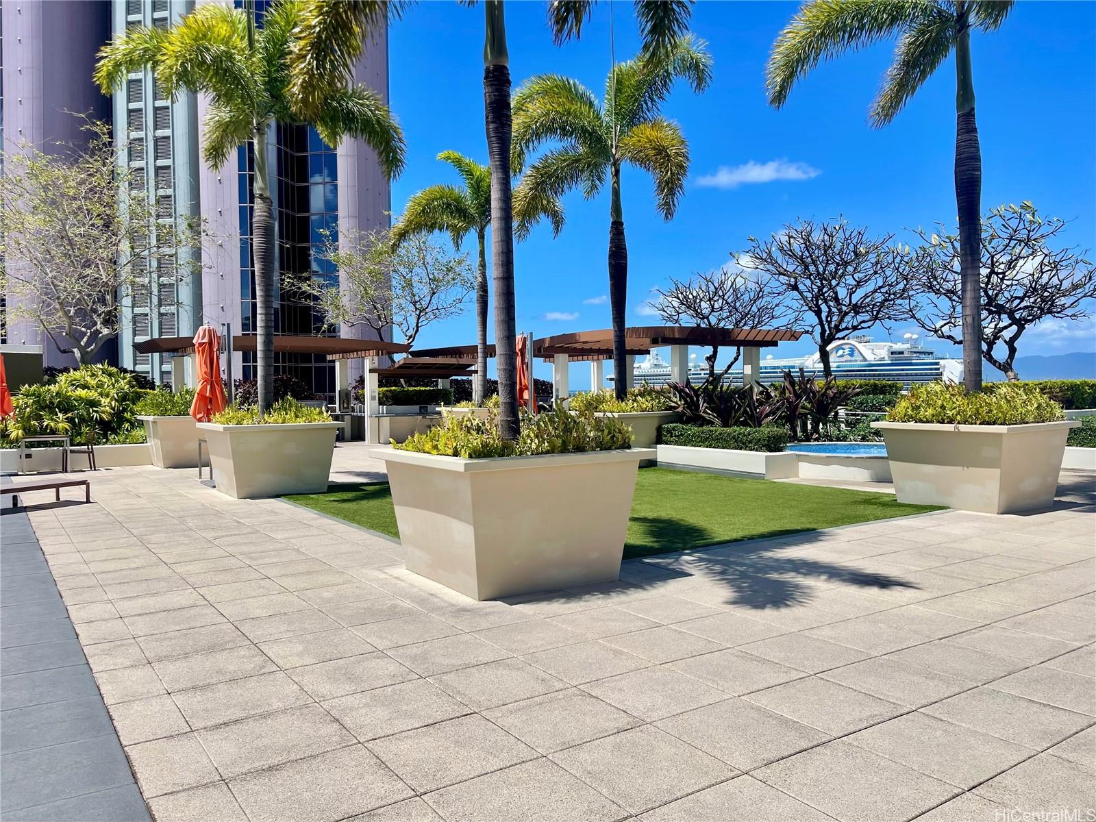 Keauhou Place condo # 3409, Honolulu, Hawaii - photo 17 of 23