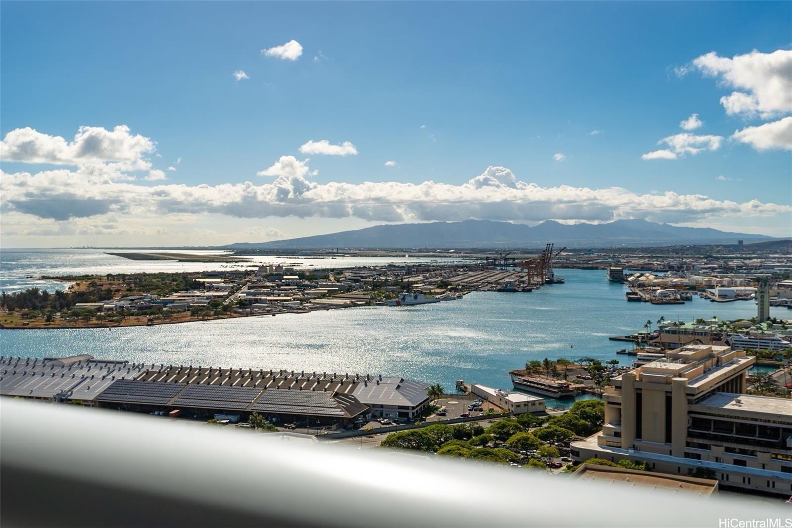 Keauhou Place condo # 3409, Honolulu, Hawaii - photo 3 of 23