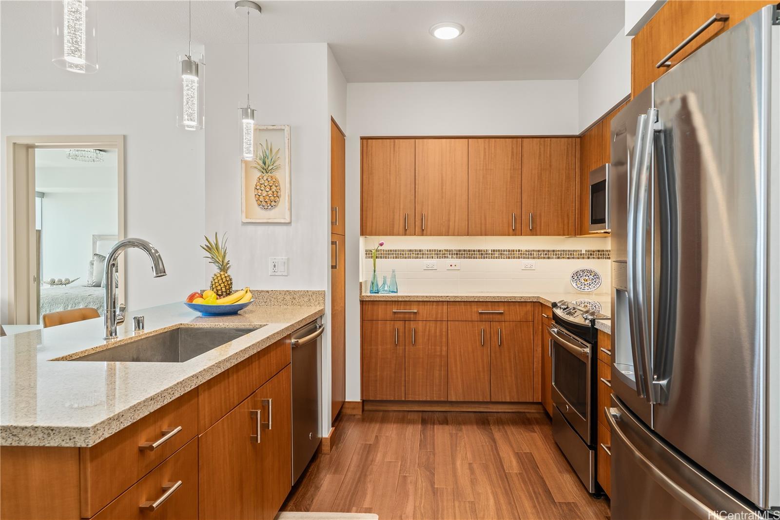 Keauhou Place condo # 3607, Honolulu, Hawaii - photo 5 of 25