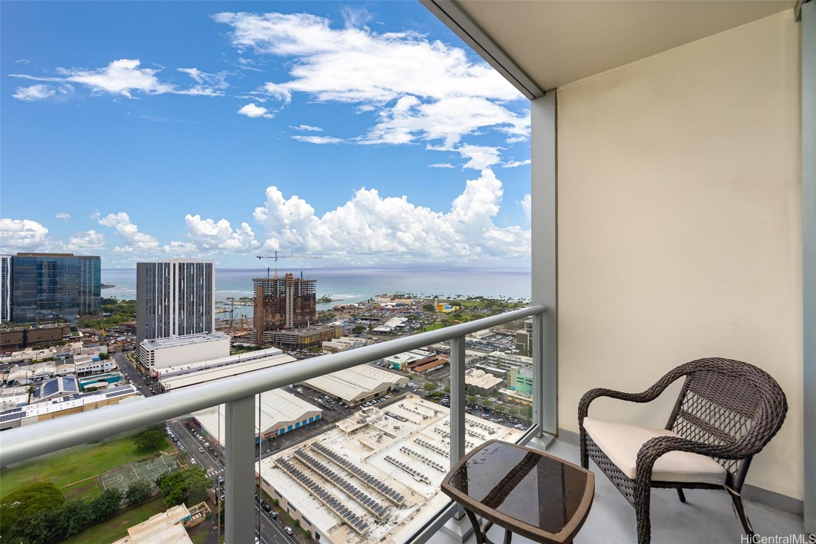 Keauhou Place condo # 4004, Honolulu, Hawaii - photo 12 of 24