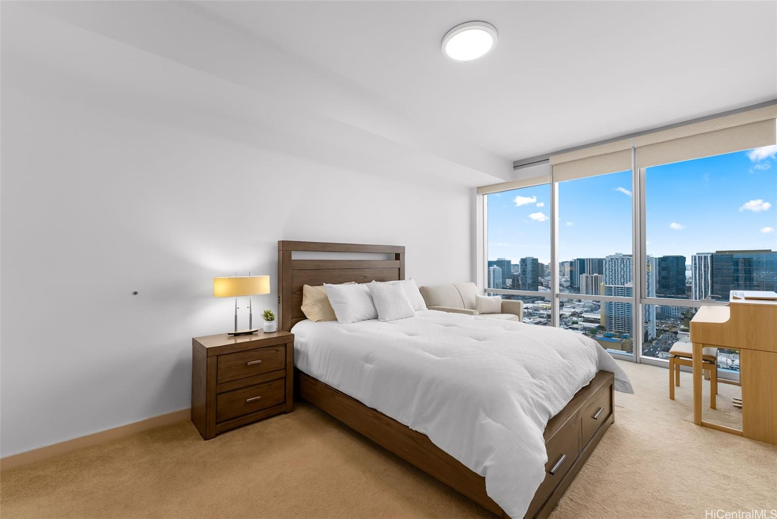 Keauhou Place condo # 4004, Honolulu, Hawaii - photo 6 of 24