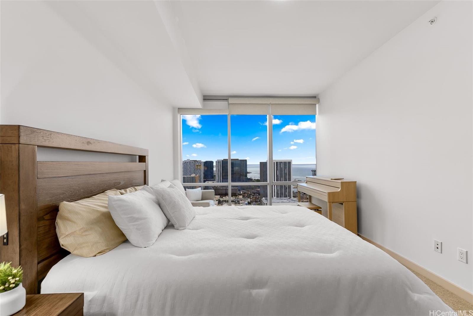 Keauhou Place condo # 4004, Honolulu, Hawaii - photo 7 of 24