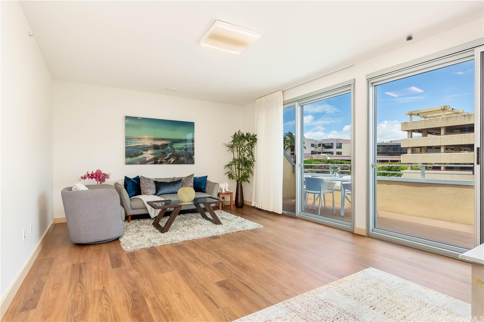 Keauhou Place condo # 407, Honolulu, Hawaii - photo 2 of 25