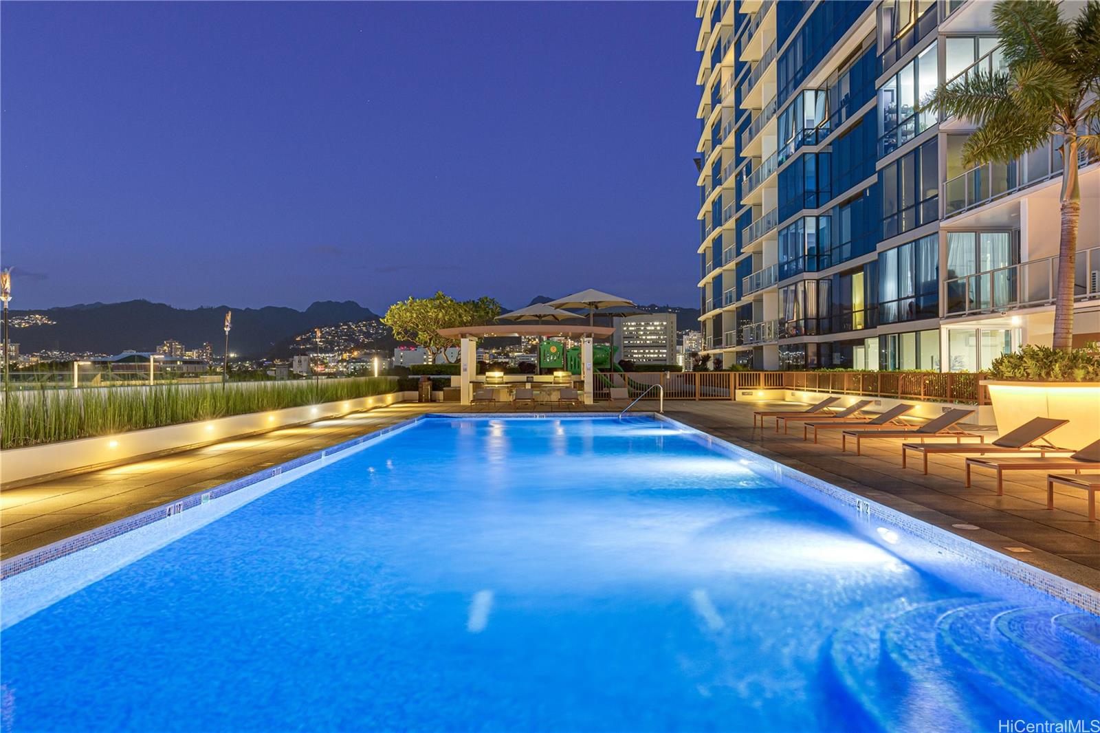 Keauhou Place condo # 407, Honolulu, Hawaii - photo 21 of 25