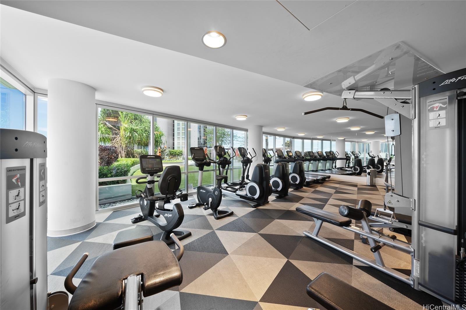 Keauhou Place condo # 4202, Honolulu, Hawaii - photo 16 of 22