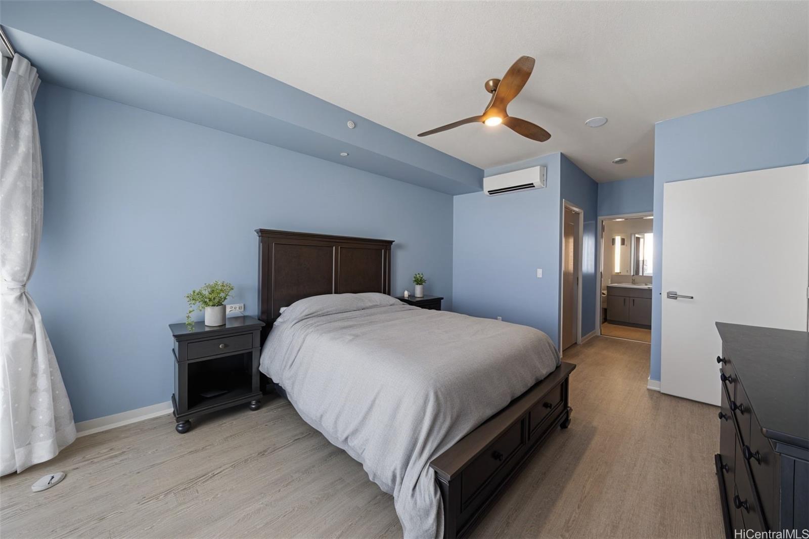 Keauhou Place condo # 4202, Honolulu, Hawaii - photo 10 of 22