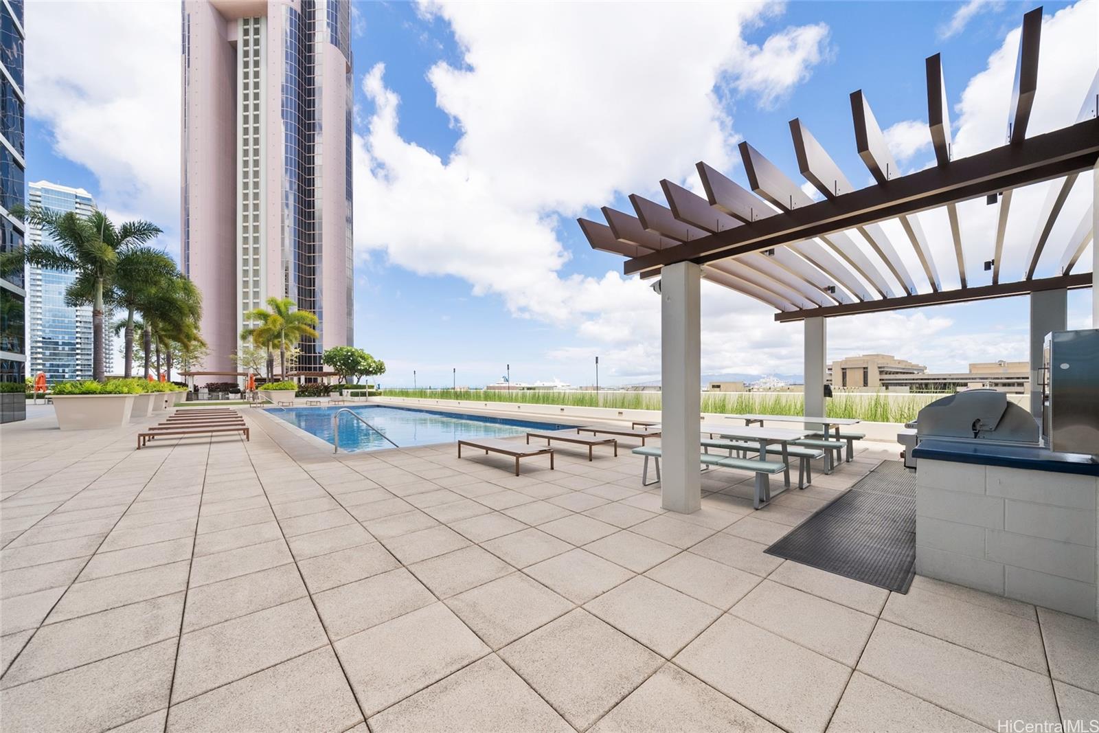 Keauhou Place condo # 4202, Honolulu, Hawaii - photo 19 of 22