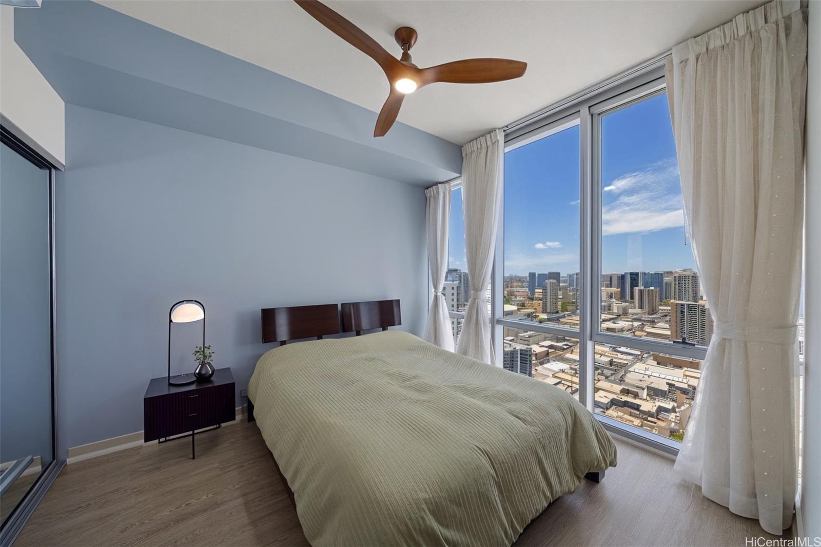 Keauhou Place condo # 4202, Honolulu, Hawaii - photo 10 of 22