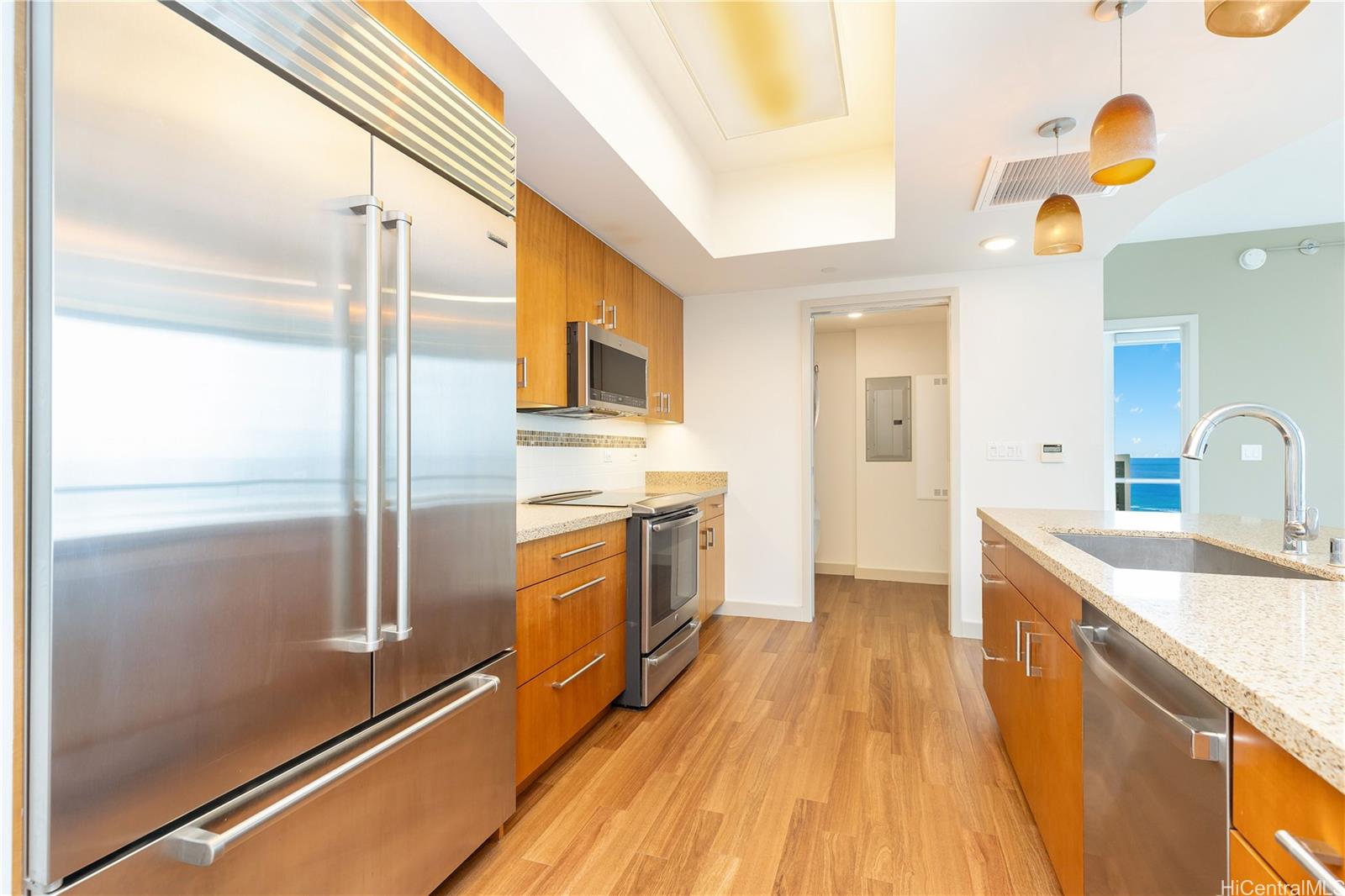 Keauhou Place condo # 4305, Honolulu, Hawaii - photo 2 of 25