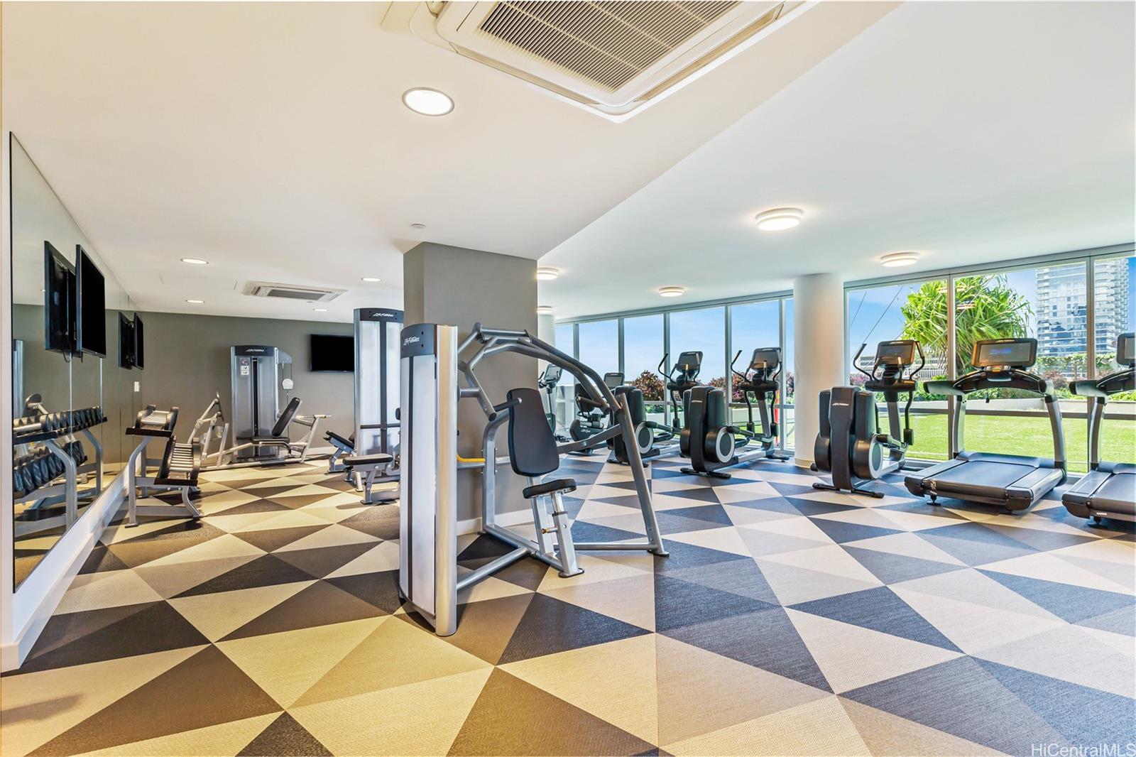 Keauhou Place condo # 4305, Honolulu, Hawaii - photo 22 of 25