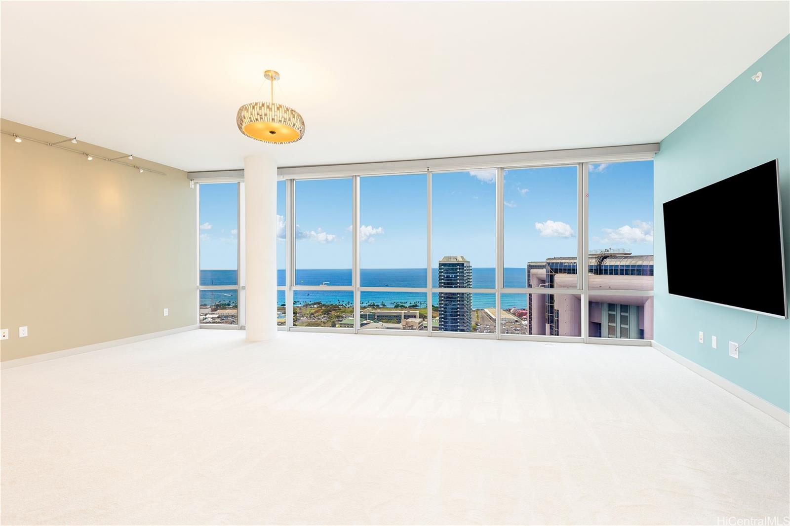 Keauhou Place condo # 4305, Honolulu, Hawaii - photo 8 of 25