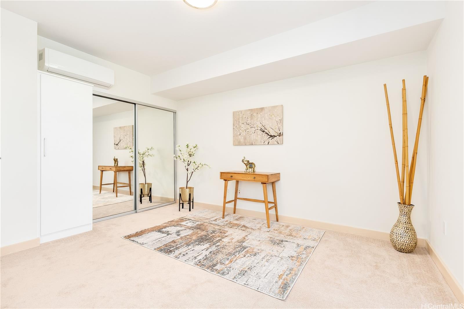 Keauhou Place condo # 807, Honolulu, Hawaii - photo 13 of 25