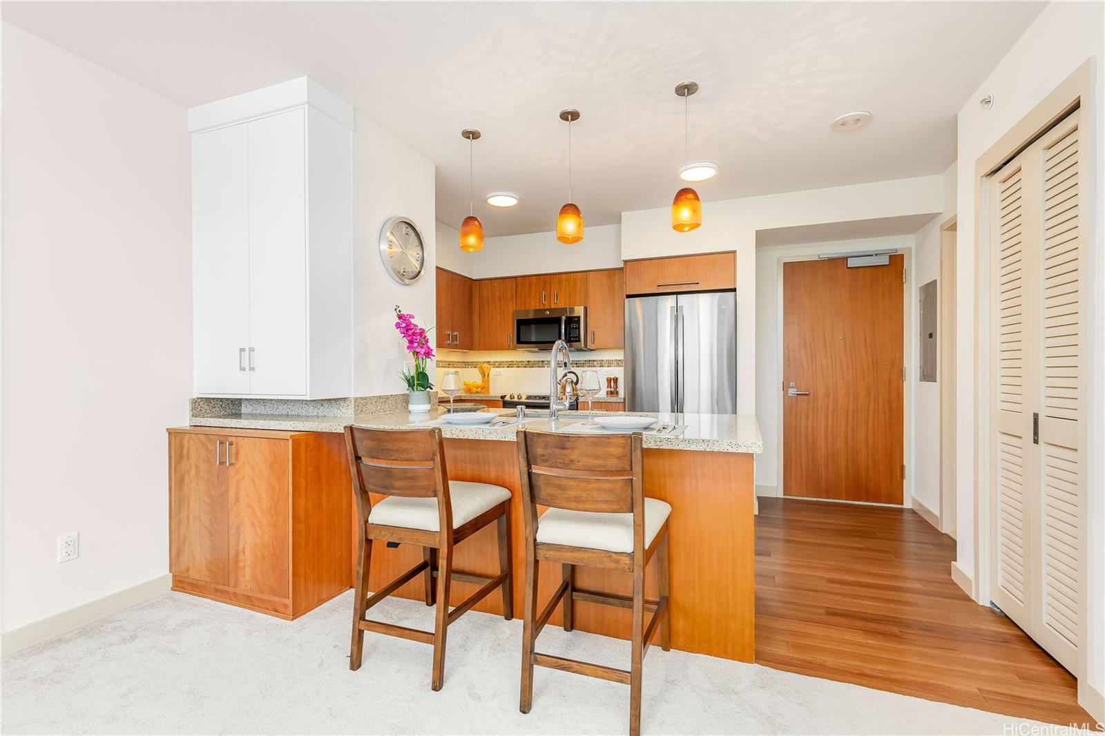 Keauhou Place condo # 807, Honolulu, Hawaii - photo 6 of 25