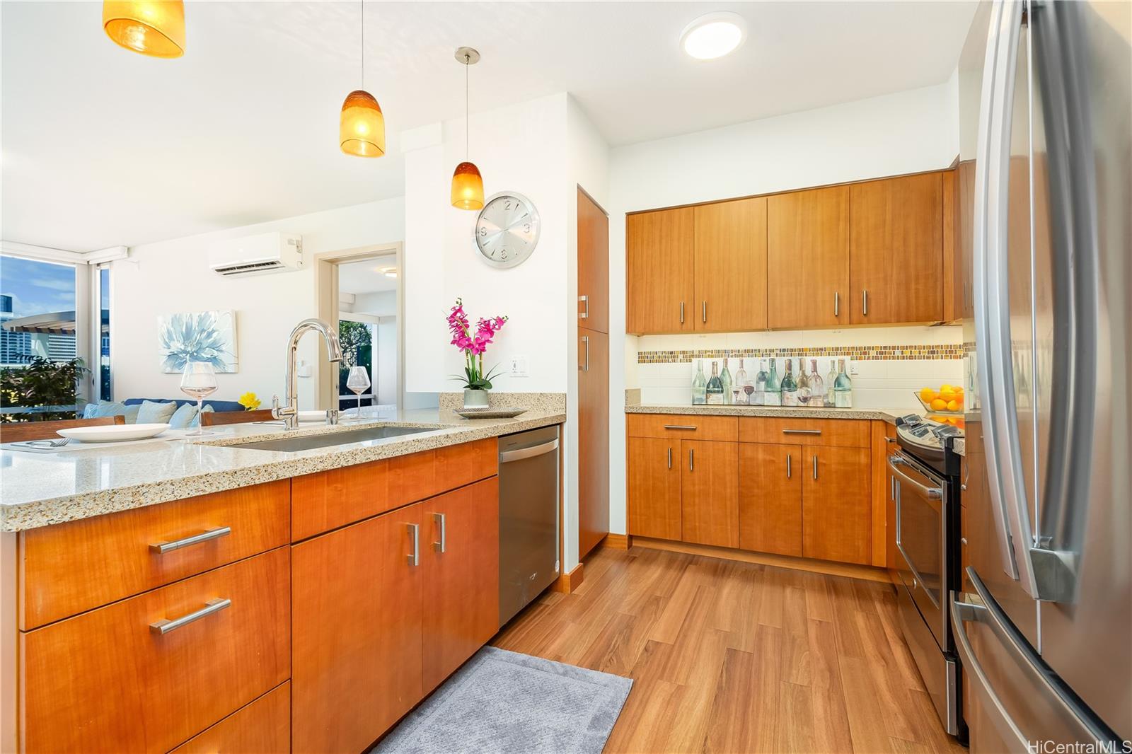 Keauhou Place condo # 807, Honolulu, Hawaii - photo 7 of 25