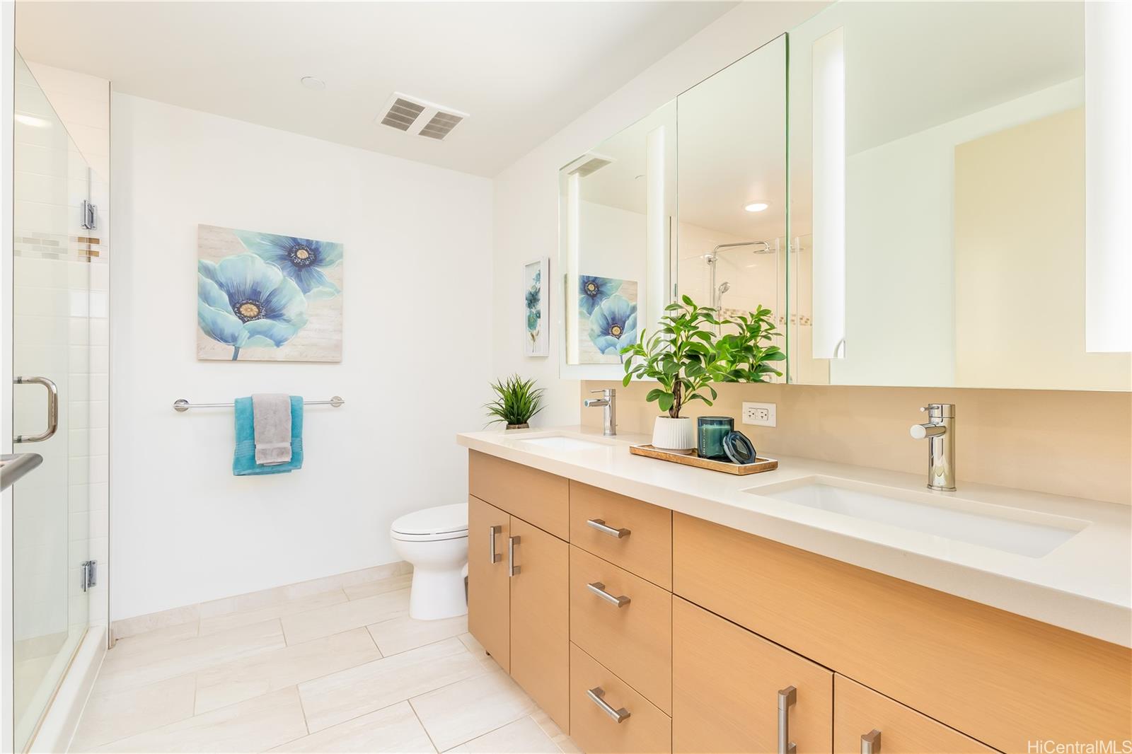 Keauhou Place condo # 807, Honolulu, Hawaii - photo 10 of 25