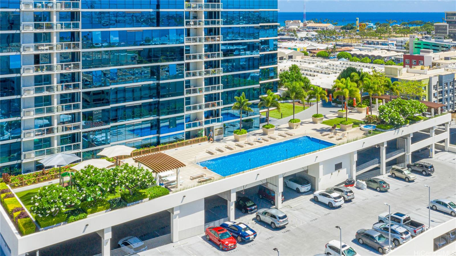 Keauhou Place condo # 807, Honolulu, Hawaii - photo 20 of 25