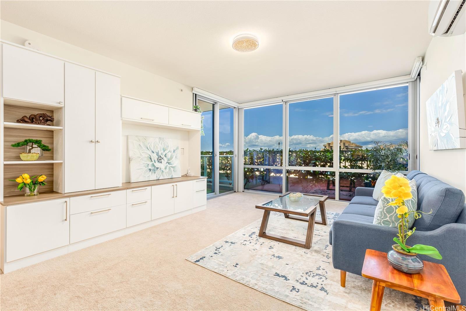 Keauhou Place condo # 807, Honolulu, Hawaii - photo 4 of 25